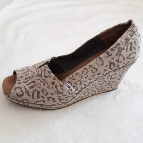 Toms Animal Print Canvas Wedges - Picture 1 of 4